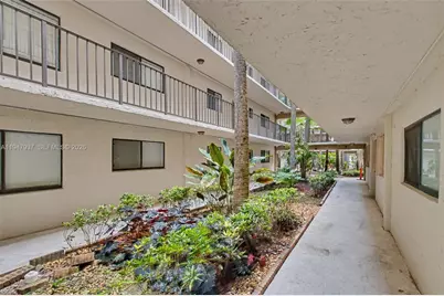 [Address not provided], Miami, FL 33173 - Photo 2