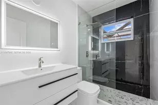 2701 Nassau Dr, Miramar, FL 33023 - Photo 22