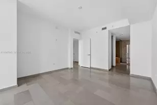 68 SE 6th St, Miami, FL 33131 - Photo 18