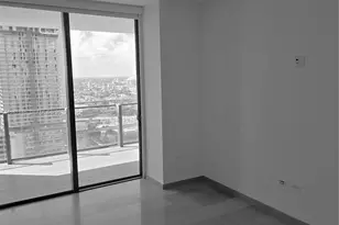 68 SE 6th St, Miami, FL 33131 - Photo 28