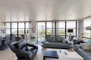 800 Parkview Dr, Hallandale Beach, FL 33009 - Photo 2