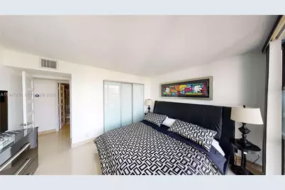 800 Parkview Dr #709, Hallandale Beach, FL 33009 - Photo 14