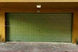 2941 NE 185th St, Aventura, FL 33180 - Photo 58