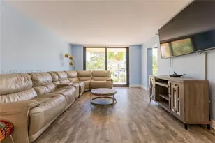 290 174th St, Sunny Isles Beach, FL 33160 - Photo 10