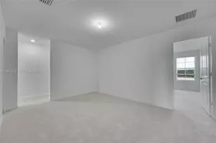 19560 Whispering Creek Rd, Loxahatchee, FL 33470 - Photo 6