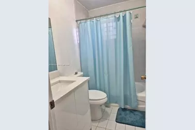 7001 W 35th Ave #220, Hialeah, FL 33018 - Photo 8
