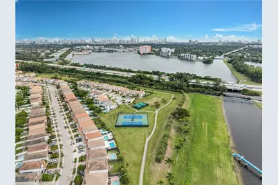 658 NE 193rd Ter, Miami, FL 33179 - Photo 20