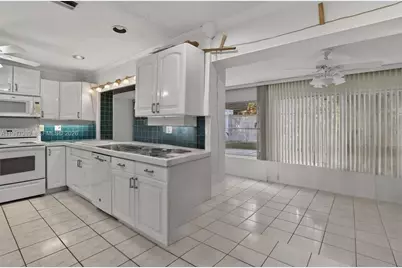 2299 NW 73rd Ave, Sunrise, FL 33313 - Photo 16