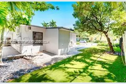 1615 NE 9th St #1, Fort Lauderdale, FL 33304 - Photo 2