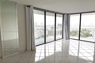 210 174th St, Sunny Isles Beach, FL 33160 - Photo 30