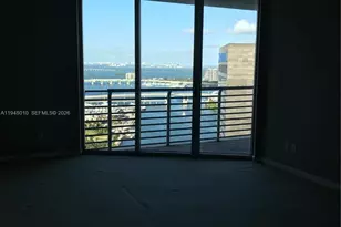 325 S Biscayne Blvd, Miami, FL 33131 - Photo 8