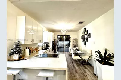 2101 NE 37th Ter, Homestead, FL 33033 - Photo 12