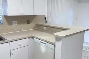 1270 SE 31st Ct, Homestead, FL 33035 - Photo 6