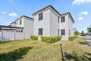3508 W 108th St, Hialeah, FL 33018 - Photo 16
