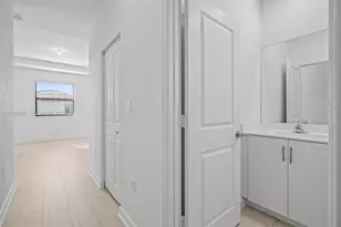 3508 W 108th St, Hialeah, FL 33018 - Photo 12