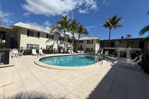 8607 SW 68th Ct, Pinecrest, FL 33156 - Photo 2