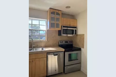 7625 Shalimar St, Miramar, FL 33023 - Photo 4