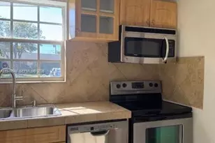 7625 Shalimar St, Miramar, FL 33023 - Photo 4