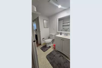 2900 NW 48th Ter #310, Lauderdale Lakes, FL 33313 - Photo 4