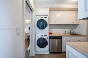 1130 Venetian Way, Miami, FL 33139 - Photo 14