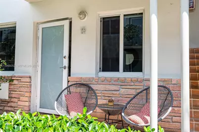 1130 Venetian Way #1E, Miami, FL 33139 - Photo 2