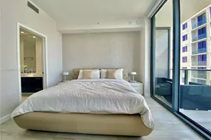 55 SW 9th St, Miami, FL 33130 - Photo 10