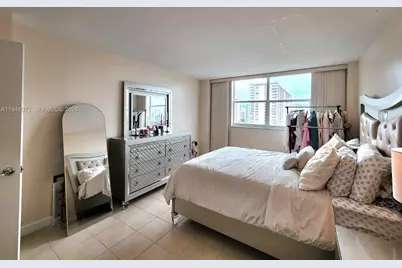 290 174th St #1217, Sunny Isles Beach, FL 33160 - Photo 28