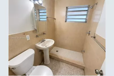 5181 NW 5th St, Miami, FL 33126 - Photo 4