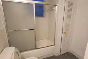 1591 NE Miami Gardens Dr, Miami, FL 33179 - Photo 10