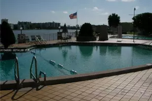 1591 NE Miami Gardens Dr, Miami, FL 33179 - Photo 4