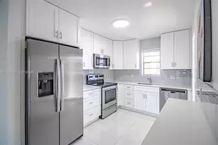 2541 Aragon Blvd, Sunrise, FL 33322 - Photo 2