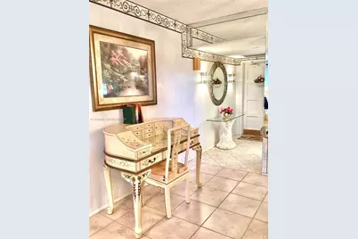 3300 N Palm Aire Dr #504, Pompano Beach, FL 33069 - Photo 4