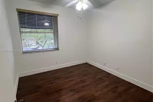 561 Racquet Club Rd, Weston, FL 33326 - Photo 22
