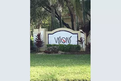 561 Racquet Club Rd #21, Weston, FL 33326 - Photo 2