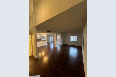 561 Racquet Club Rd #21, Weston, FL 33326 - Photo 8