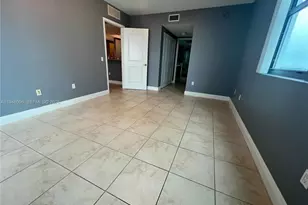 2641 N Flamingo Rd, Sunrise, FL 33323 - Photo 8