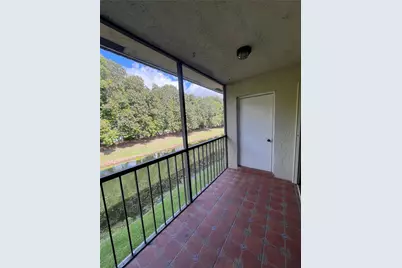 379 Lakeview Dr #205, Weston, FL 33326 - Photo 14