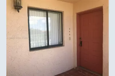 379 Lakeview Dr #205, Weston, FL 33326 - Photo 2