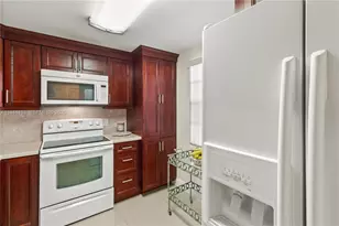 101 SE 3rd Ave, Dania Beach, FL 33004 - Photo 8