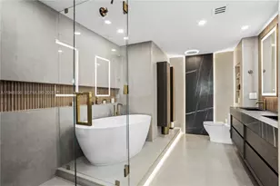 3330 NE 190th St, Aventura, FL 33180 - Photo 12