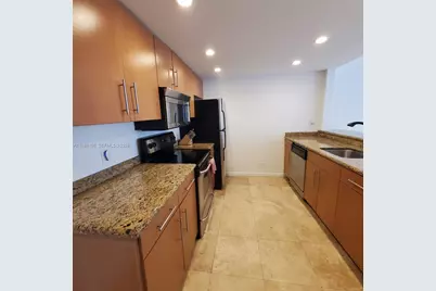 [Address not provided], Miami Beach, FL 33139 - Photo 8