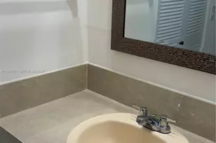 7150 N Indian Creek Dr, Miami Beach, FL 33141 - Photo 14