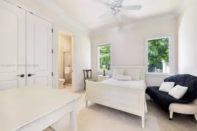 8252 SW 52nd Avenue, Miami, FL 33143 - Photo 26