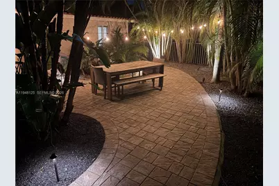 423 NW 48th Ave, Deerfield Beach, FL 33442 - Photo 14