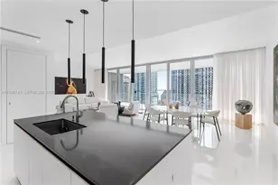 300 Biscayne Blvd Way, Miami, FL 33131 - Photo 24