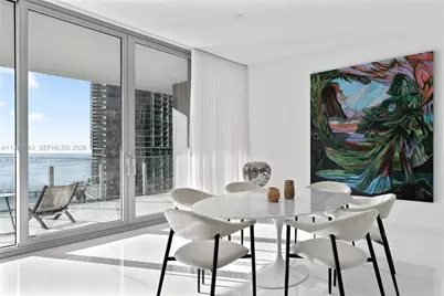 300 Biscayne Blvd Way #2102, Miami, FL 33131 - Photo 18