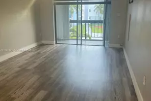 9440 Fontainebleau Blvd, Miami, FL 33172 - Photo 24