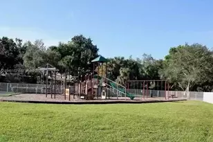 4192 Laurel Ridge Cir, Weston, FL 33331 - Photo 28