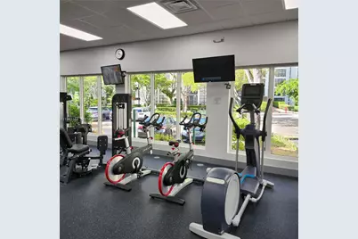 17021 N Bay Rd #324, Sunny Isles Beach, FL 33160 - Photo 8