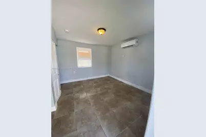 1361 NE 110th Ter #3, Miami, FL 33161 - Photo 2